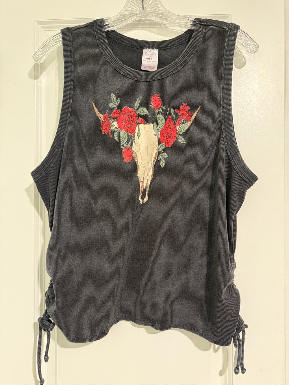 Sleeveless Graphic Tank Top Design via with Floral Skull - Charcoal Gray
